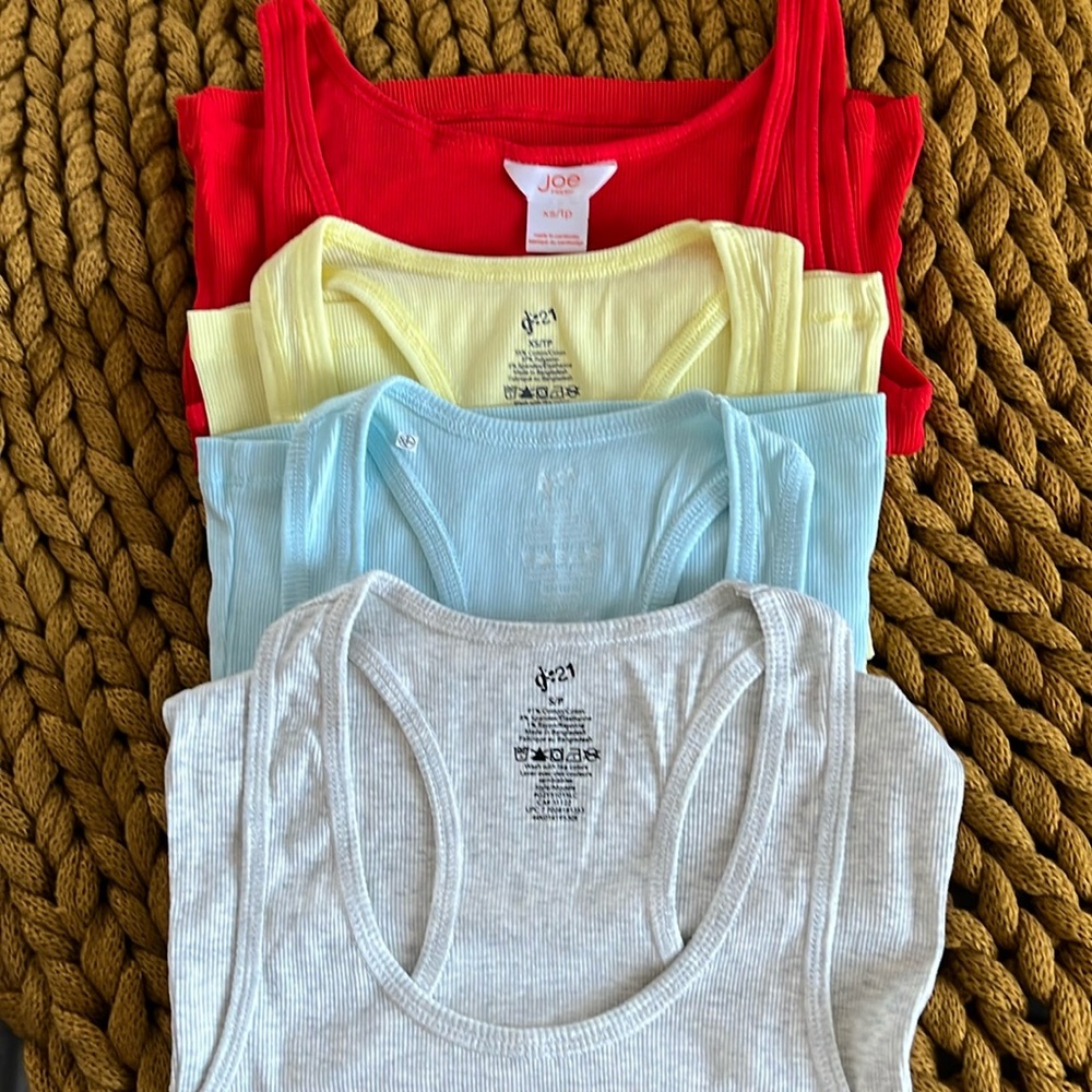TANK TOPS SET of 4